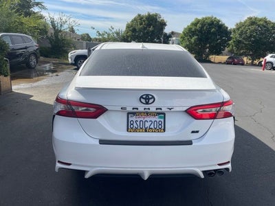 2020 Toyota Camry SE