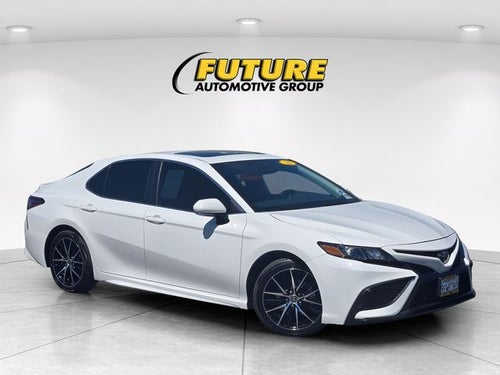 2023 Toyota Camry SE Sedan w/Moonroof