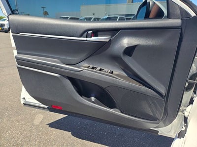 2023 Toyota Camry SE Sedan w/Moonroof