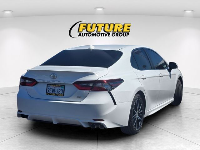 2023 Toyota Camry SE Sedan w/Moonroof
