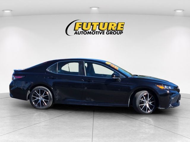 2023 Toyota Camry SE W/ SofTex Seating