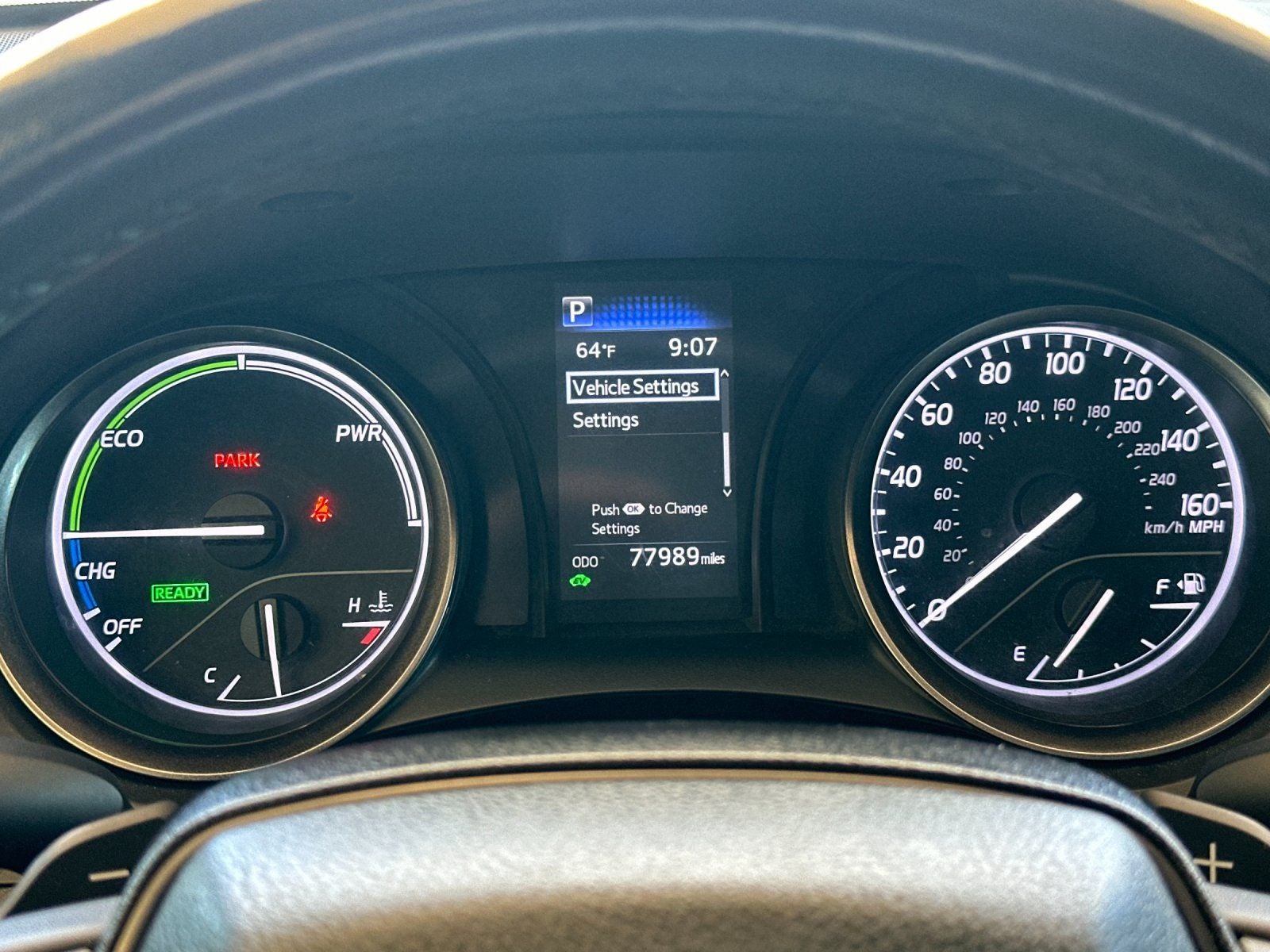 2022 Toyota Camry Hybrid SE