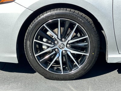 2022 Toyota Camry Hybrid SE