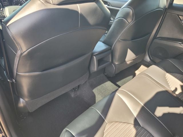 2021 Toyota Camry Hybrid SE