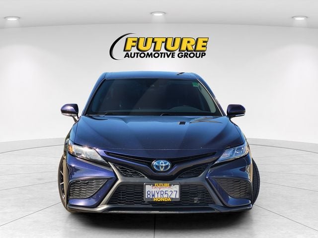 2021 Toyota Camry Hybrid SE