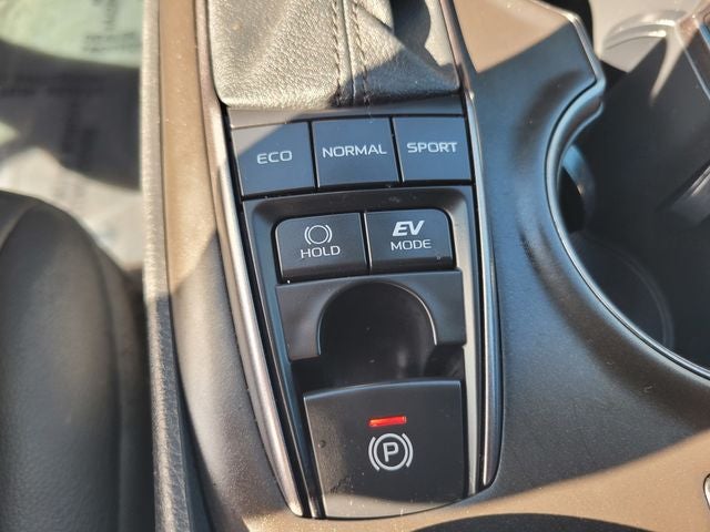2021 Toyota Camry Hybrid SE