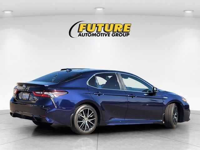 2021 Toyota Camry Hybrid SE