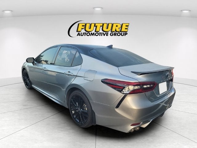 2022 Toyota Camry Hybrid XSE