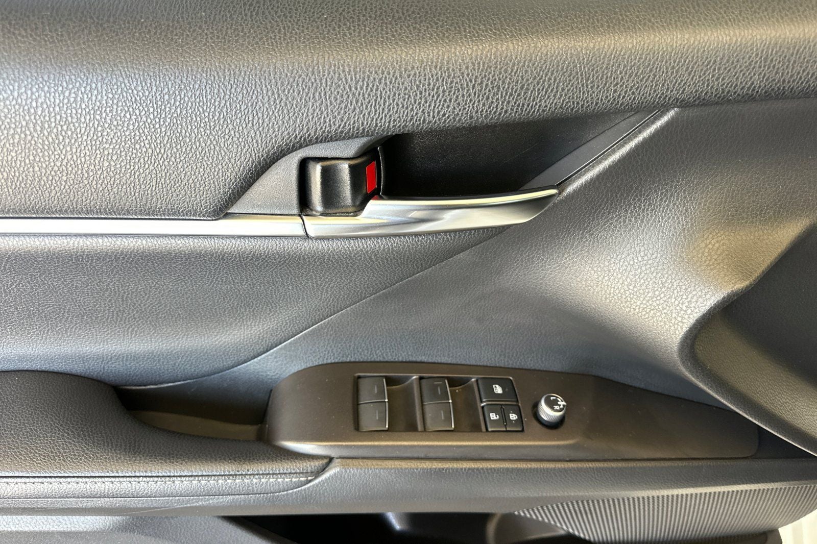 2021 Toyota Camry XSE V6