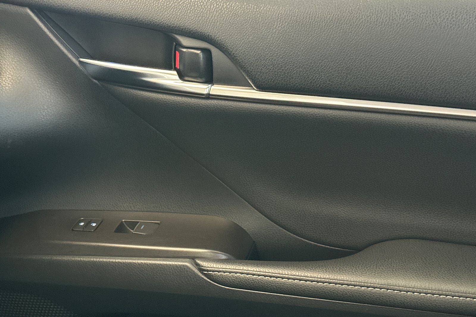 2021 Toyota Camry XSE V6