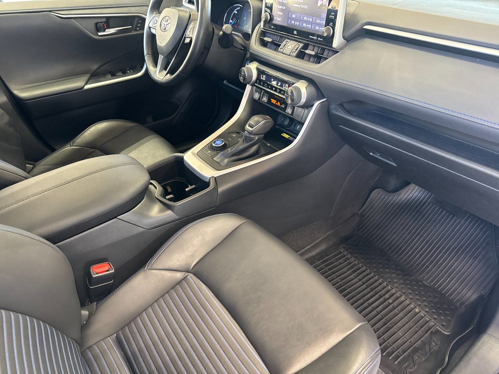 2022 Toyota RAV4 Hybrid XSE