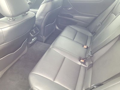 2022 Lexus ES 250