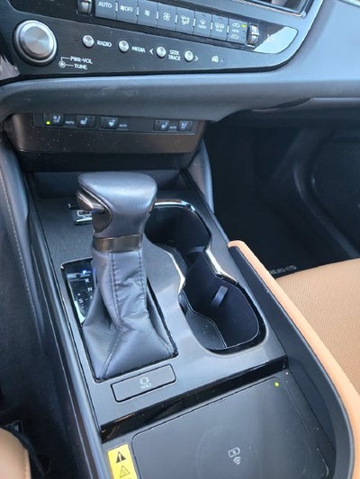 2025 Lexus ES 350 W/ Premium Pkg.