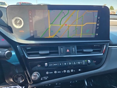 2022 Lexus ES 350 F Sport Sedan w/Nav & Mark Levinson Package