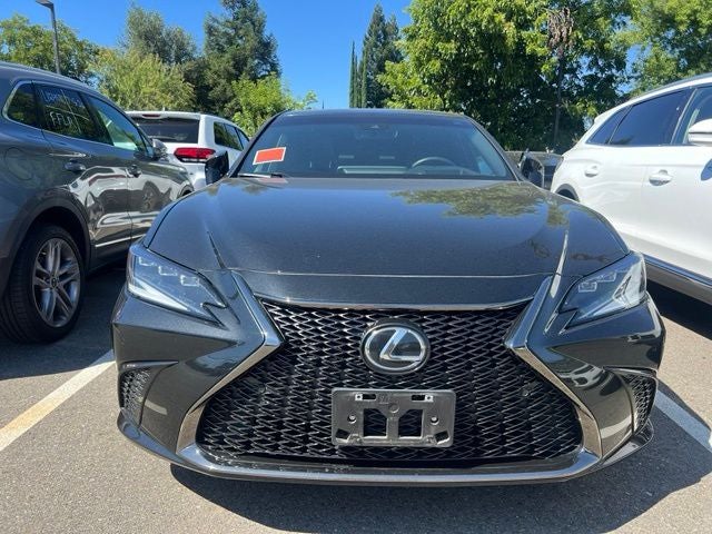 2022 Lexus ES 350 F Sport Sedan w/Nav & Mark Levinson Package