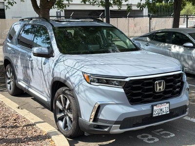 2025 Honda Pilot Touring