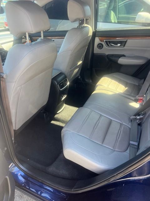 2022 Honda CR-V Hybrid Touring AWD w/Leather & Moonroof
