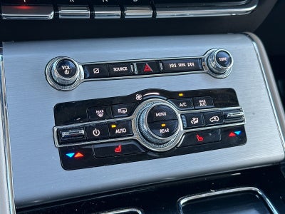 2023 Lincoln Aviator Standard