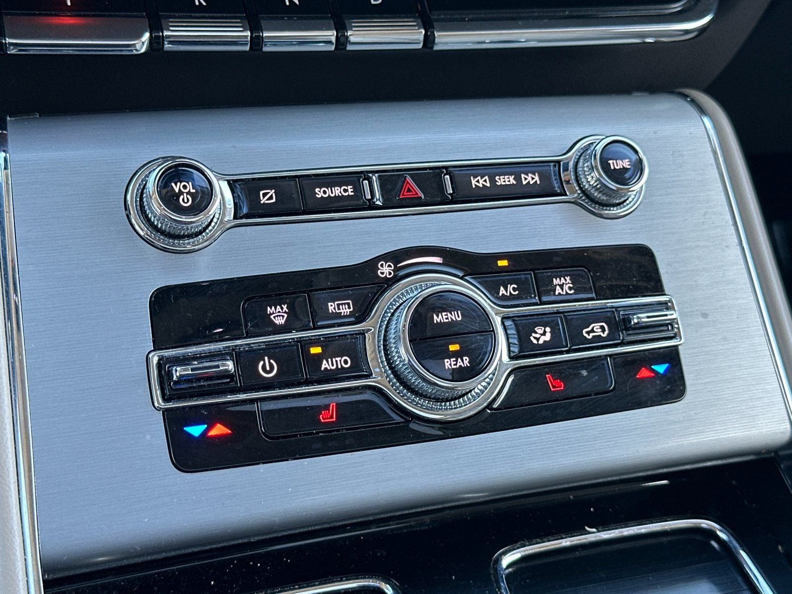 2023 Lincoln Aviator Standard