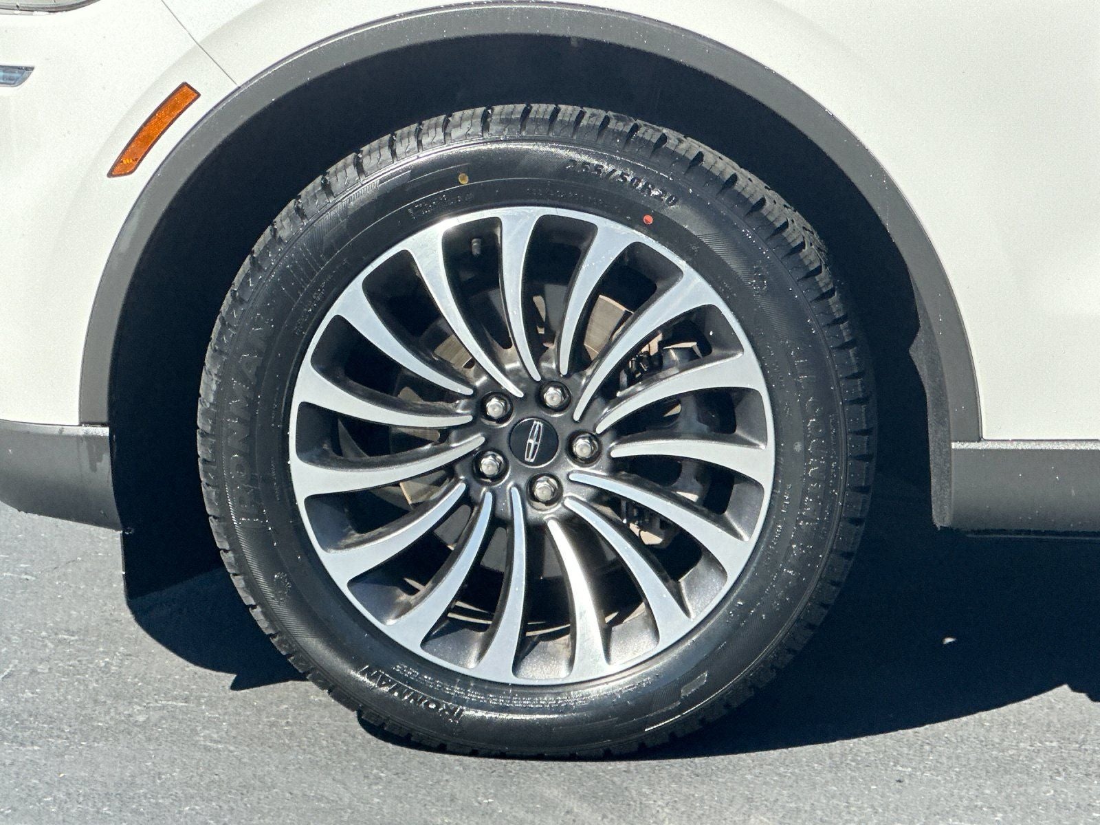 2023 Lincoln Aviator Standard