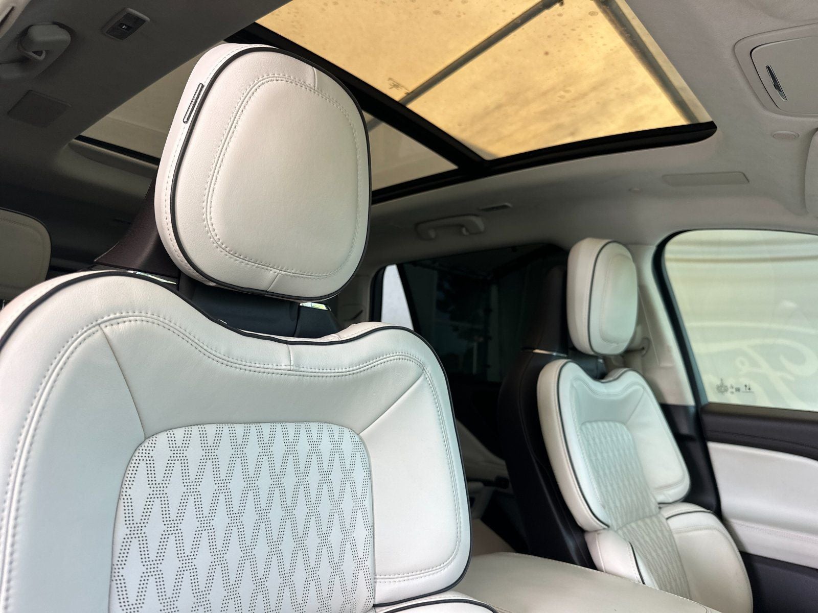 2023 Lincoln Aviator Black Label Premium