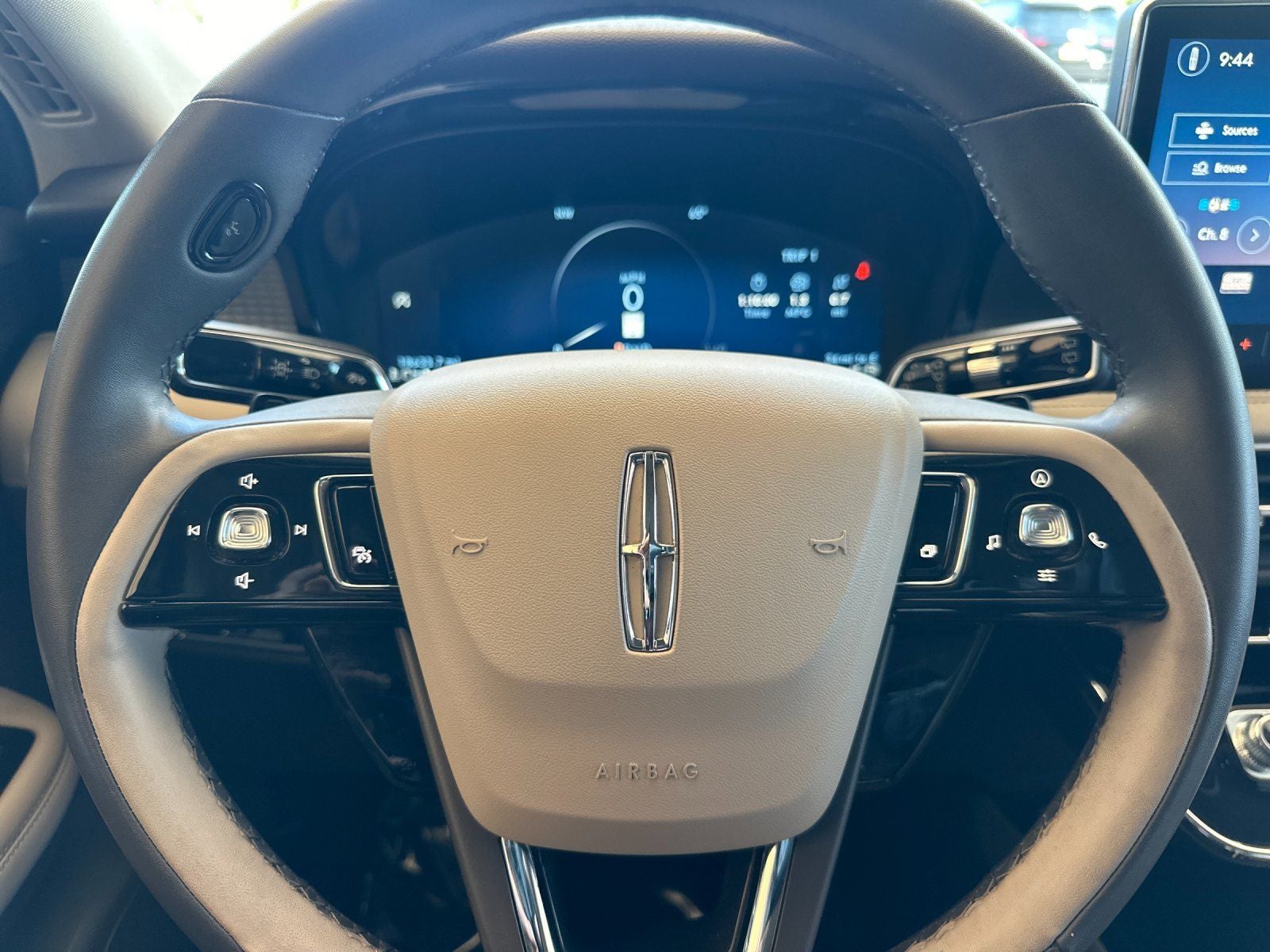 2023 Lincoln Corsair Standard