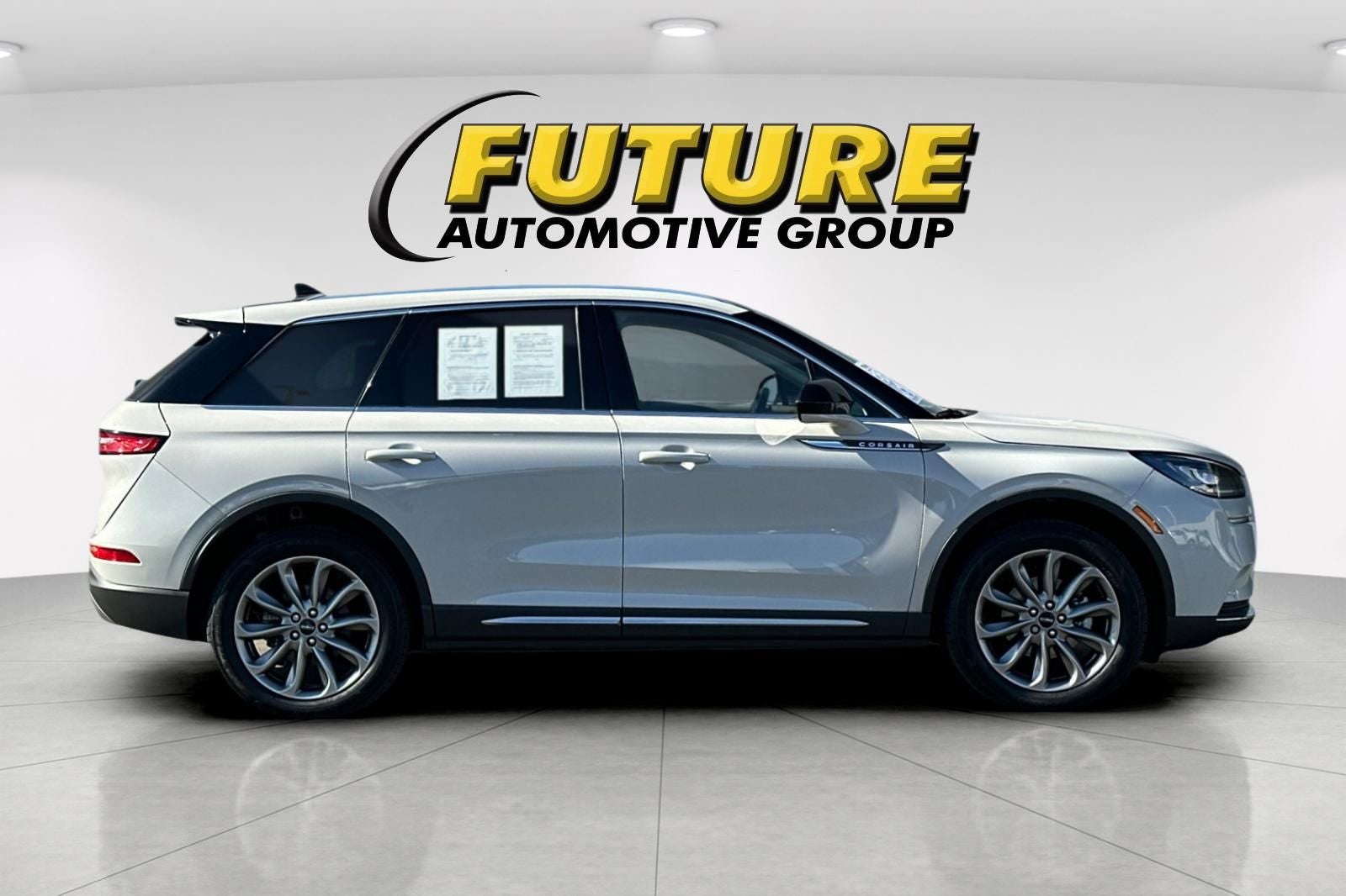 2022 Lincoln Corsair Standard AWD