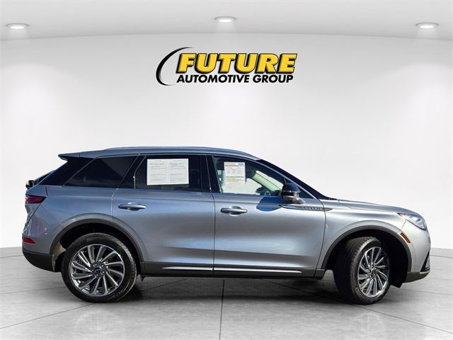 2023 Lincoln Corsair Reserve FWD w/Pano Roof