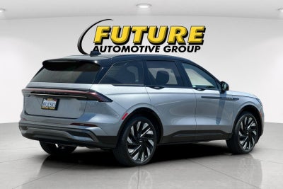 2025 Lincoln Nautilus Reserve
