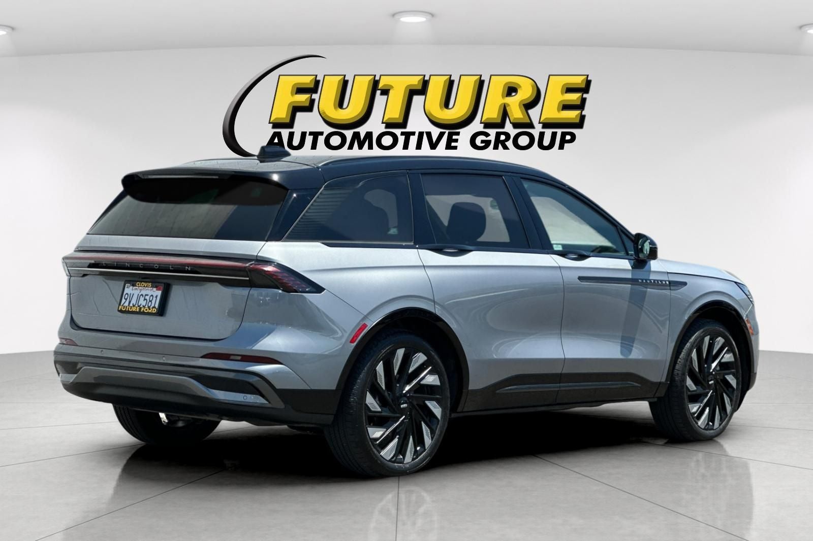 2025 Lincoln Nautilus Reserve