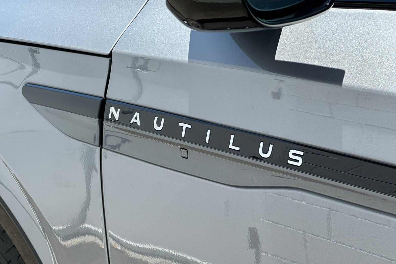 2025 Lincoln Nautilus Reserve