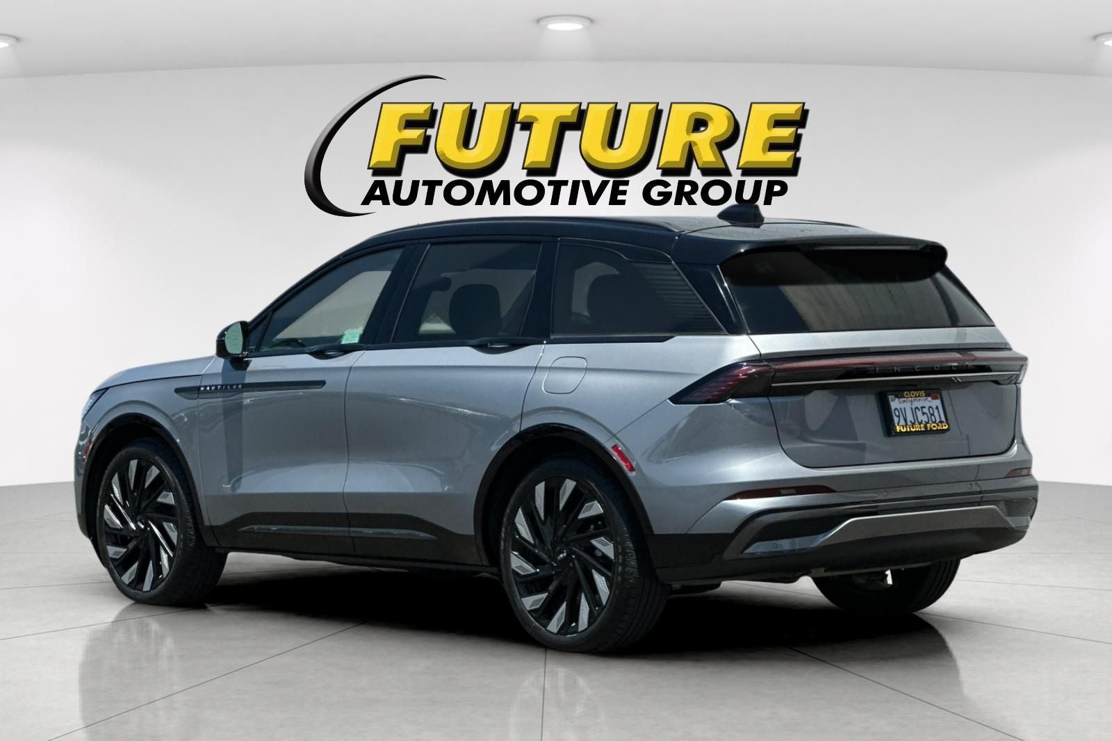 2025 Lincoln Nautilus Reserve