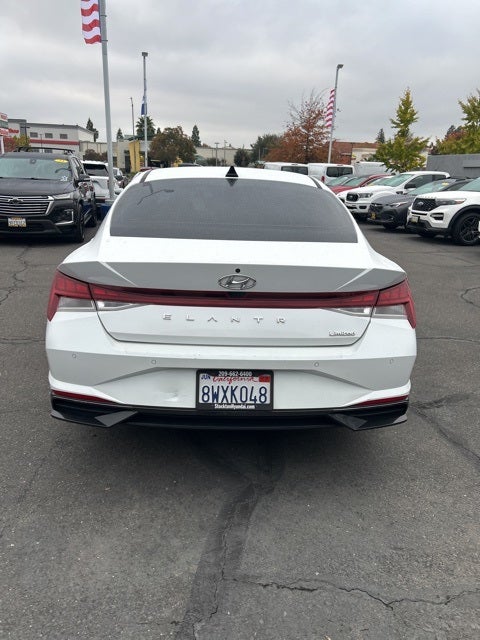 2021 Hyundai Elantra Limited Sedan