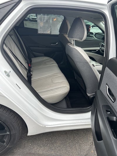 2021 Hyundai Elantra Limited Sedan