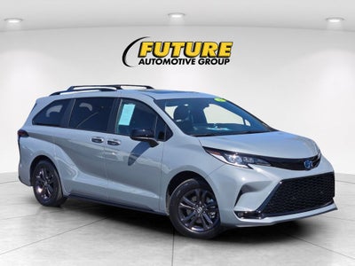 2025 Toyota Sienna XSE 7 Passenger