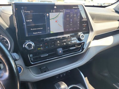 2021 Toyota Highlander Hybrid Platinum