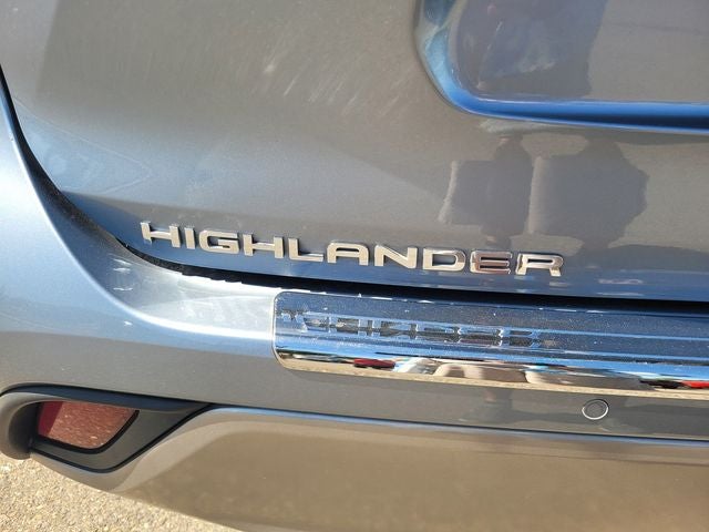 2021 Toyota Highlander Platinum AWD W/ Navigation and Panoramic Roof