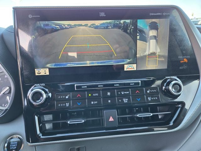 2022 Toyota Highlander Platinum AWD W/ Navigation and JBL Audio