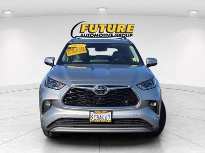2022 Toyota Highlander Platinum AWD W/ Navigation and JBL Audio