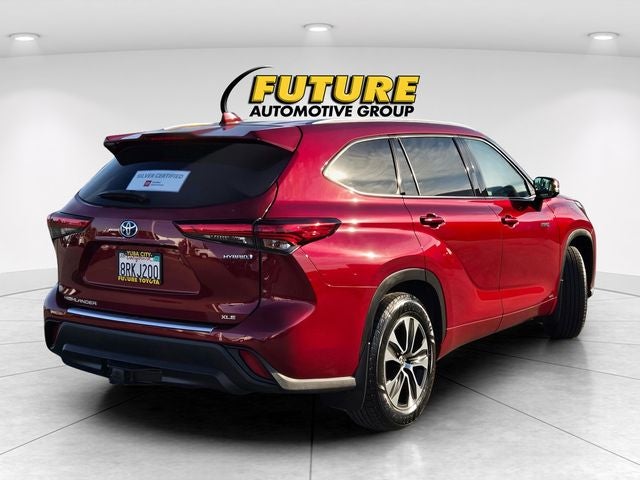 2020 Toyota Highlander Hybrid XLE AWD W/ Premium Audio and Navigation