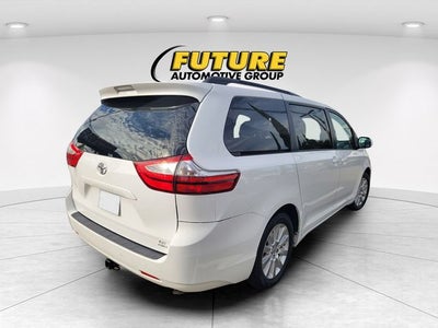 2016 Toyota Sienna LE 7 Passenger