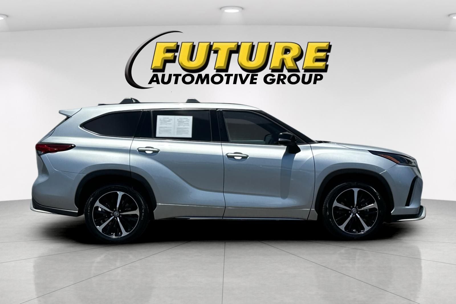 2022 Toyota Highlander XSE AWD