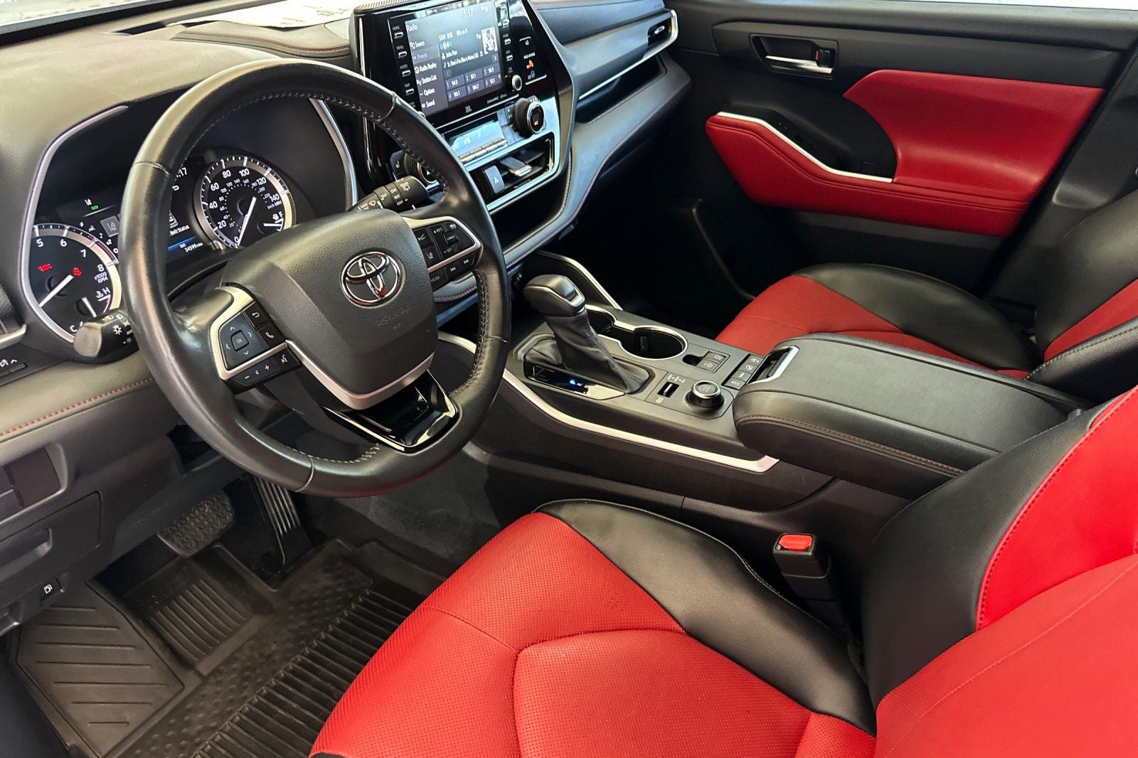 2022 Toyota Highlander XSE AWD