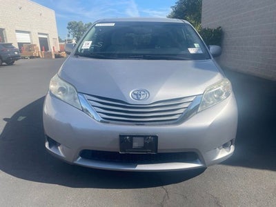 2017 Toyota Sienna LE 8 Passenger