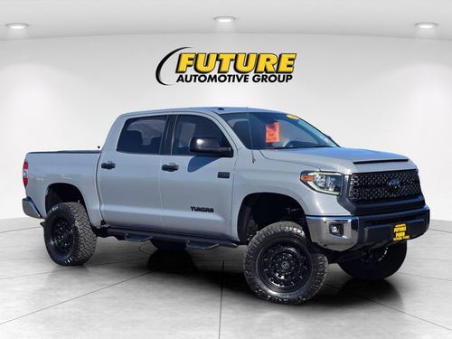 2018 Toyota Tundra SR5 Crew Max 4WD Lifted w/Upgraded Wheels