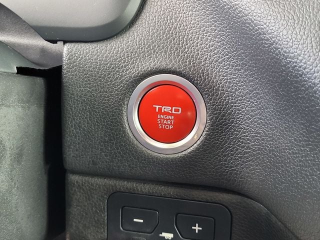 2022 Toyota Tundra Limited Double Cab 4WD