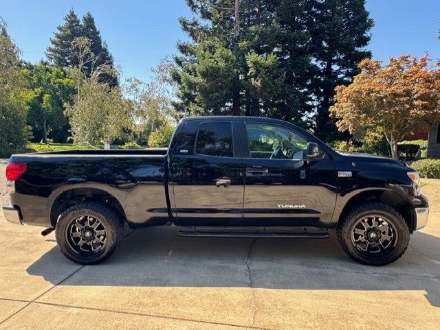 2007 Toyota Tundra SR5 Double Cab RWD w/Upgraded Tires & Wheels