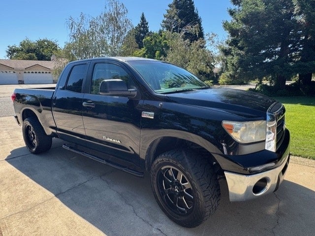 2007 Toyota Tundra SR5 Double Cab RWD w/Upgraded Tires & Wheels