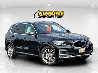 2022 BMW X5 xDrive40i AWD w/Pano Roof