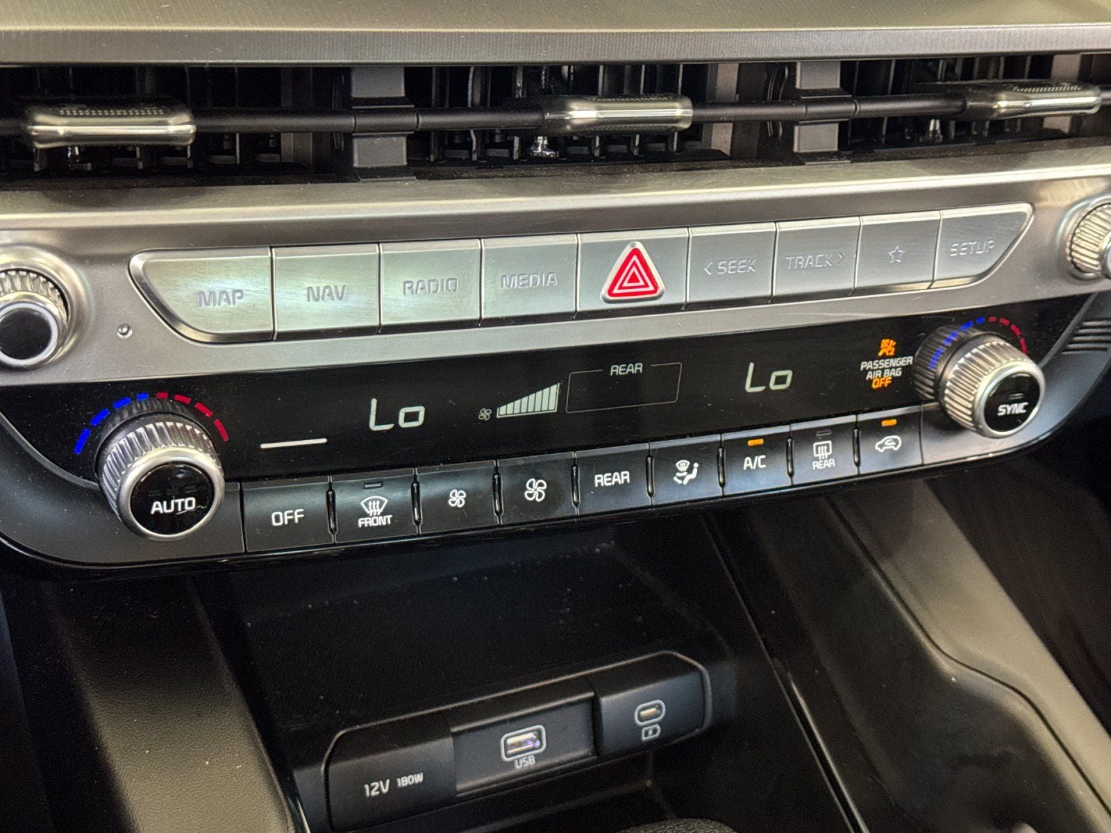 2024 Kia Telluride LX